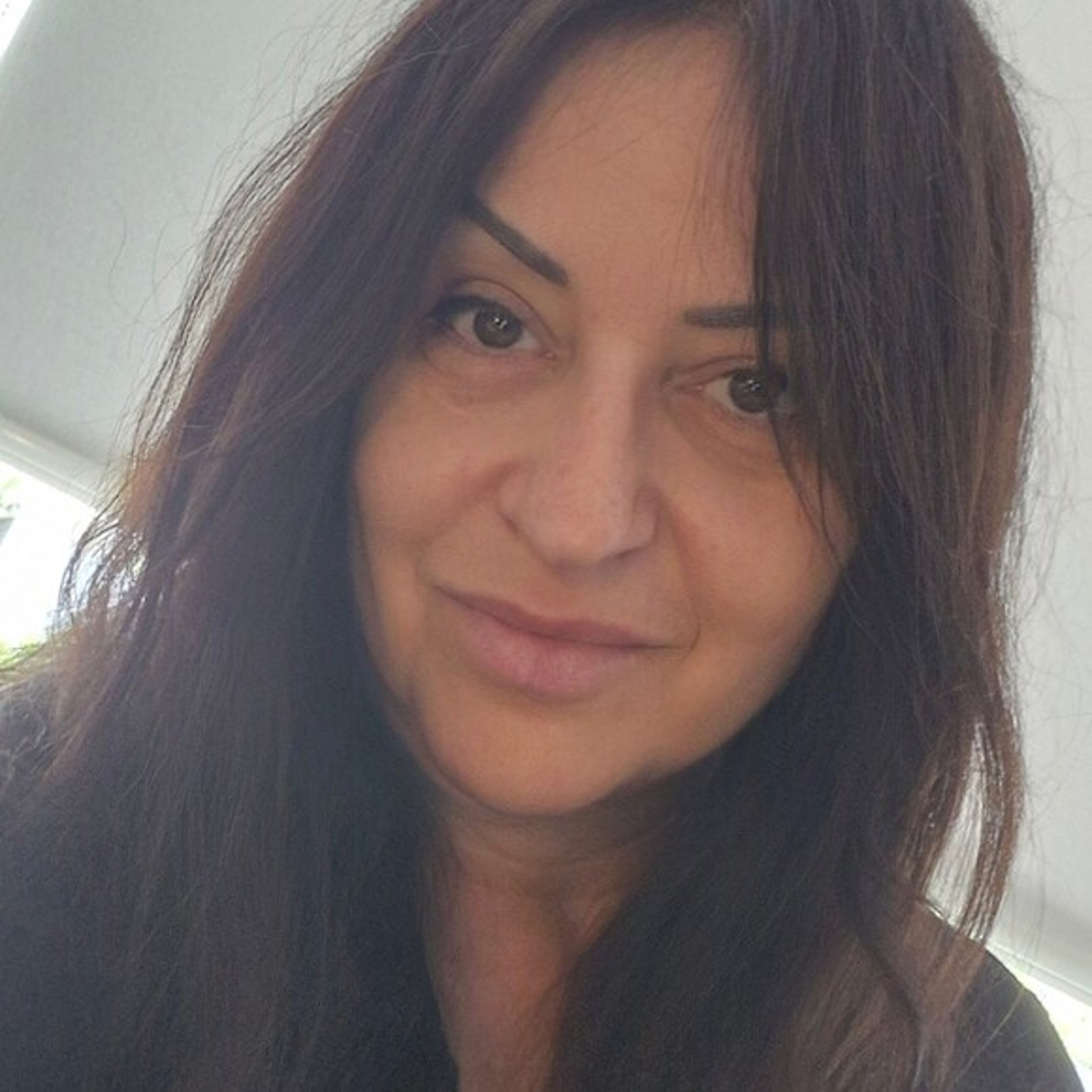 Niki Medium