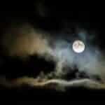 If Your Period Falls on a Full Moon, Here’s What It Means