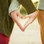 Red Flags Revealed: 9 Signs He Pretends to Love You