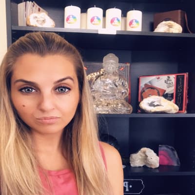 Advisor Teresa
