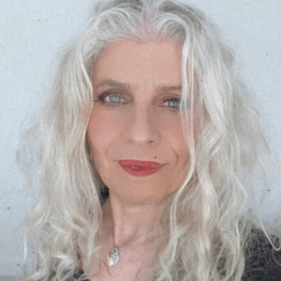 Tarot By Carrie