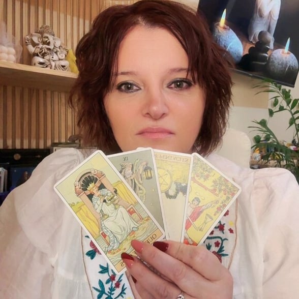 Luz tarot.